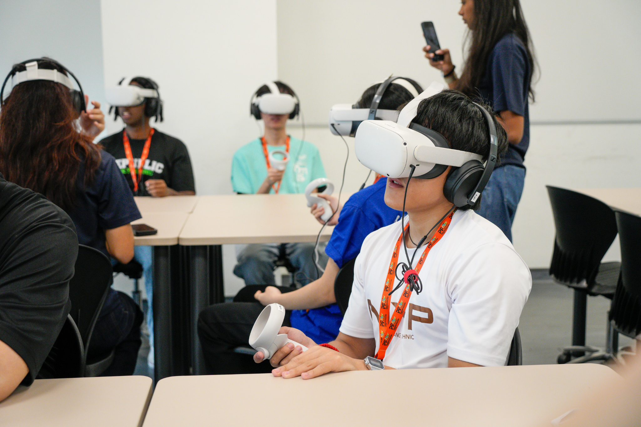 Student delegates participate in a virtual reality simulation during the “Understanding Dementia” activity at Polytechnic Forum 2026.